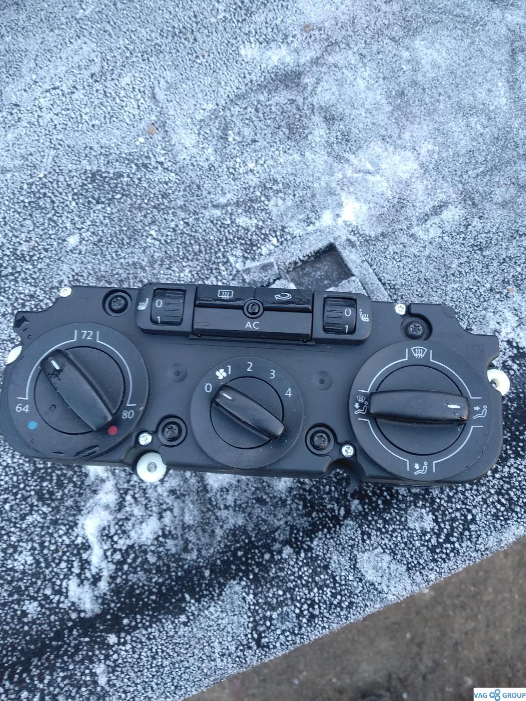 блок управления печки / климат-контроля Volkswagen Passat B6 2006, 2.0 л., бензин, седан, 1K0820047HS, . - фото №1