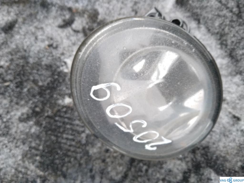 фара противотуманная правая Volkswagen Golf 5 поколение 2007, 2.0 л., бензин, хетчбэк 5 дв., 1K0941700C, . - фото №1