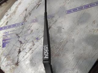 щеткодержатель (поводок стеклоочистителя, дворник) Volkswagen Golf 6 поколение 2010, 2.0 л., бензин, хетчбэк 5 дв., 1Q1955409, .