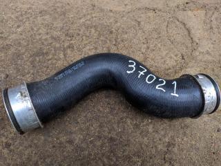 патрубок интеркулера Volkswagen Passat CC 1 поколение 2010, 1.8 л., бензин, седан, 3C0145832Q, BZB, CAWB, CCZA, CCTA, CDAB, CDAA, CGYA, CBFA, .