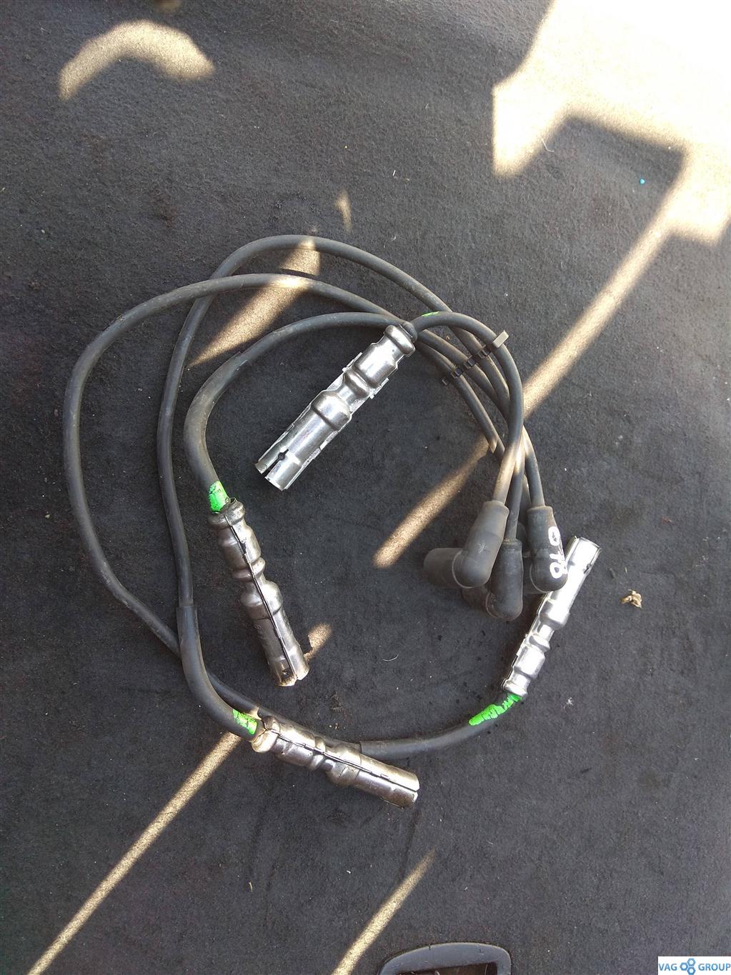 провод высоковольтный Audi A4 B7 2006, 1.6 л., бензин, седан, 06A035281A, AVU, BSE, AGN, AEH, AKL, APF, ADP, ALZ, BGU, BFQ, . - фото №1