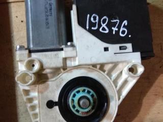 моторчик стеклоподъемника передний правый Volkswagen Passat B6 2006, 2.0 л., бензин, седан, 1K0959702L, .