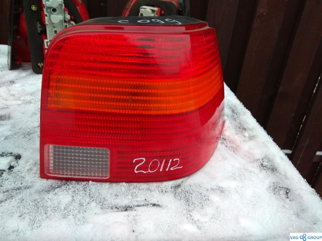 фонарь задний правый Volkswagen Golf 4 поколение 2001, 1.8 л., бензин, хетчбэк 5 дв., 1J6945096R, . - фото №1