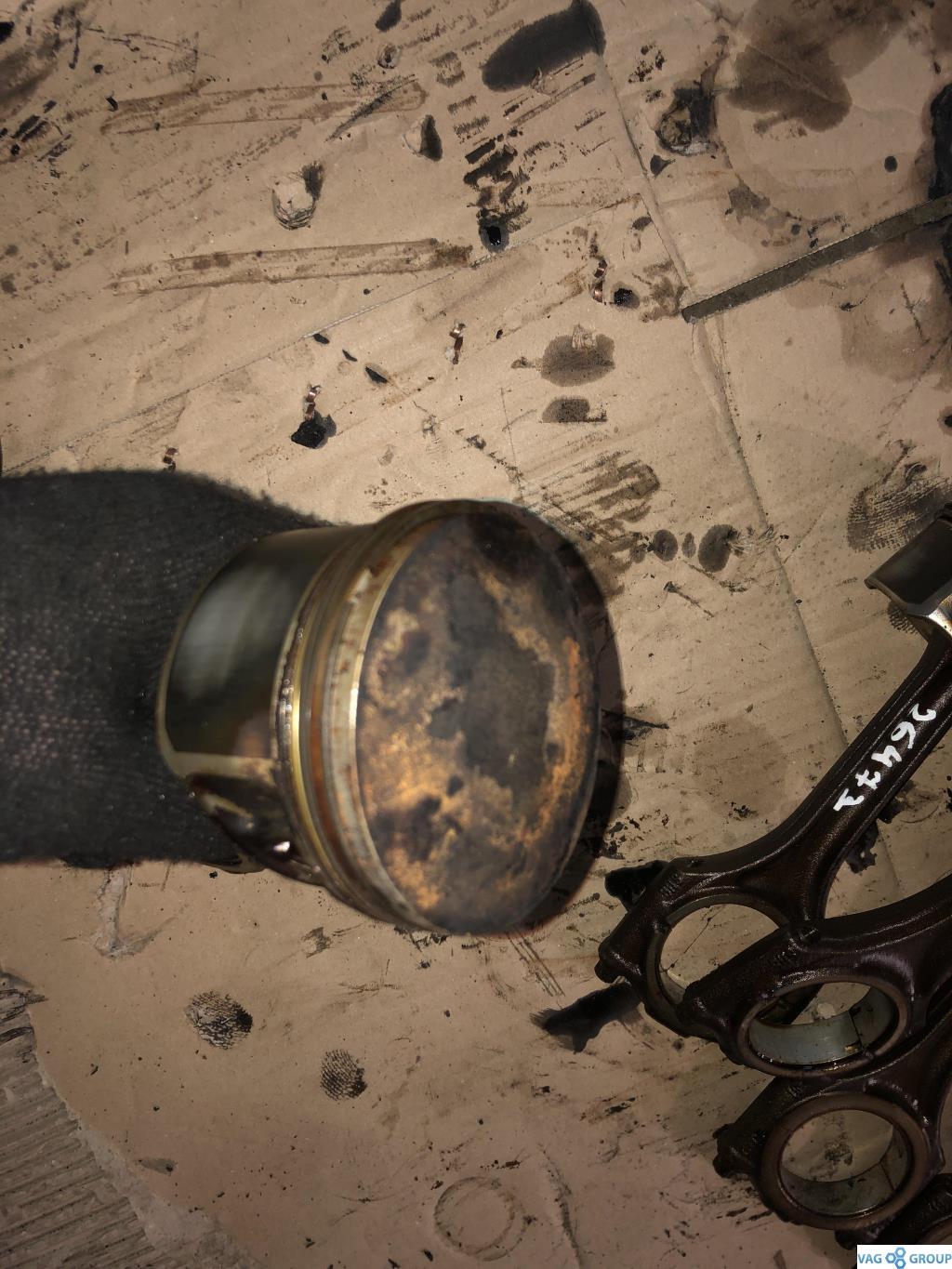 поршень Audi A6 4B/C5 2000, 2.4 л., бензин, седан, 078107065BB, APS, AGA, AML, ALF, AMM, ASM, APZ, . - фото №1