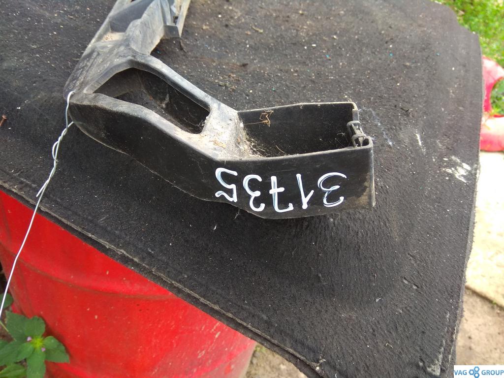 Крепление бампера заднего Volkswagen Passat B6 2007, 2.0 л., бензин, седан, 3C5807863, 3C5807861, . - фото №1