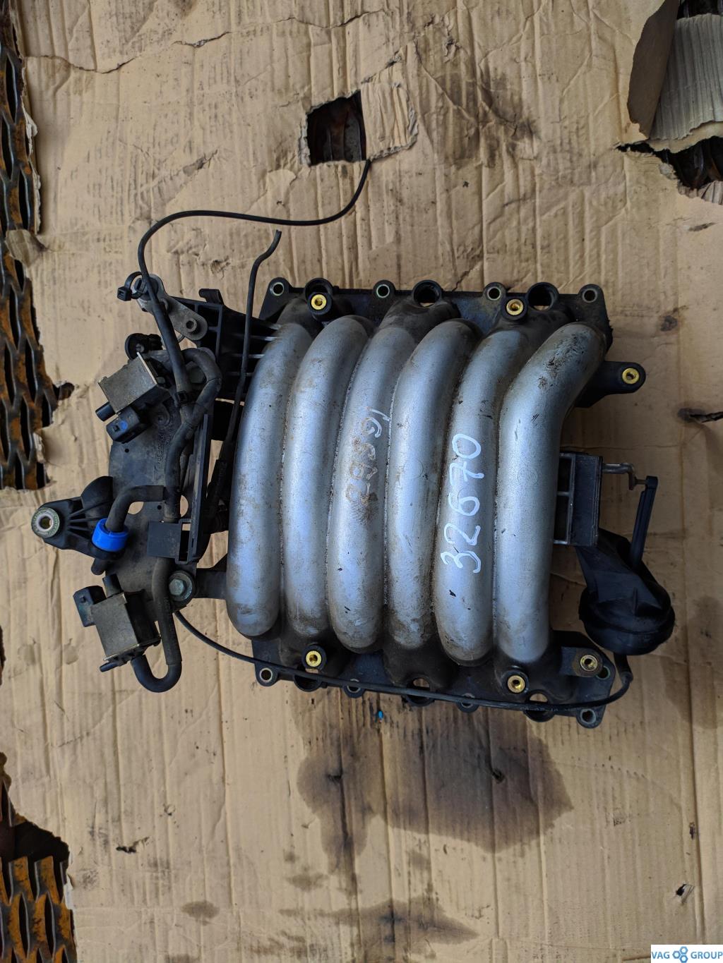 коллектор впускной Audi A6 4B/C5 2000, 2.8 л., бензин, седан, 078133151EH, ACK, APR, ATX, 078133201BA, 078133223S, 2900303789, 2902000679 - фото №1