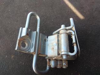 петля двери Audi A8 D3/4E [2-й рестайлинг] 2007, 4.2 л., бензин, седан, 4E4831411, .