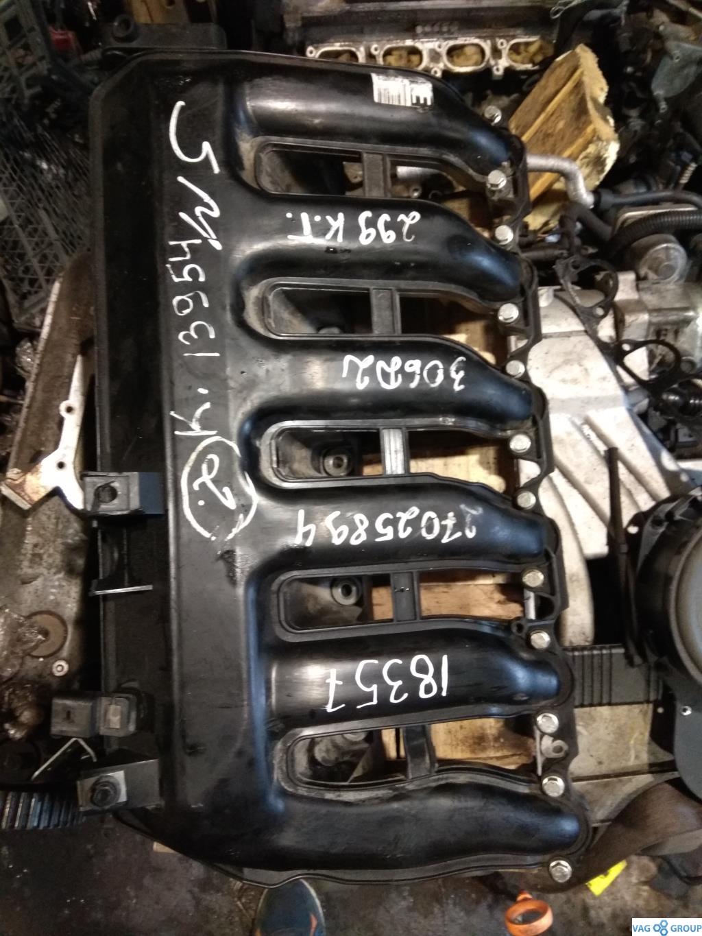 коллектор впускной BMW 5 серия E60/E61 2006, 3.0 л., дизель, седан, 7790700, M57N306D2, . - фото №1