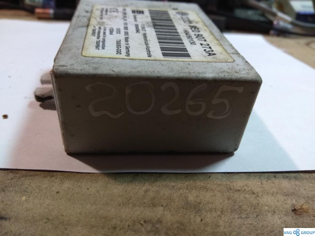 датчик давления в шине Audi A4 B7 2006, 2.0 л., бензин, седан, 8E0907273A, . - фото №1