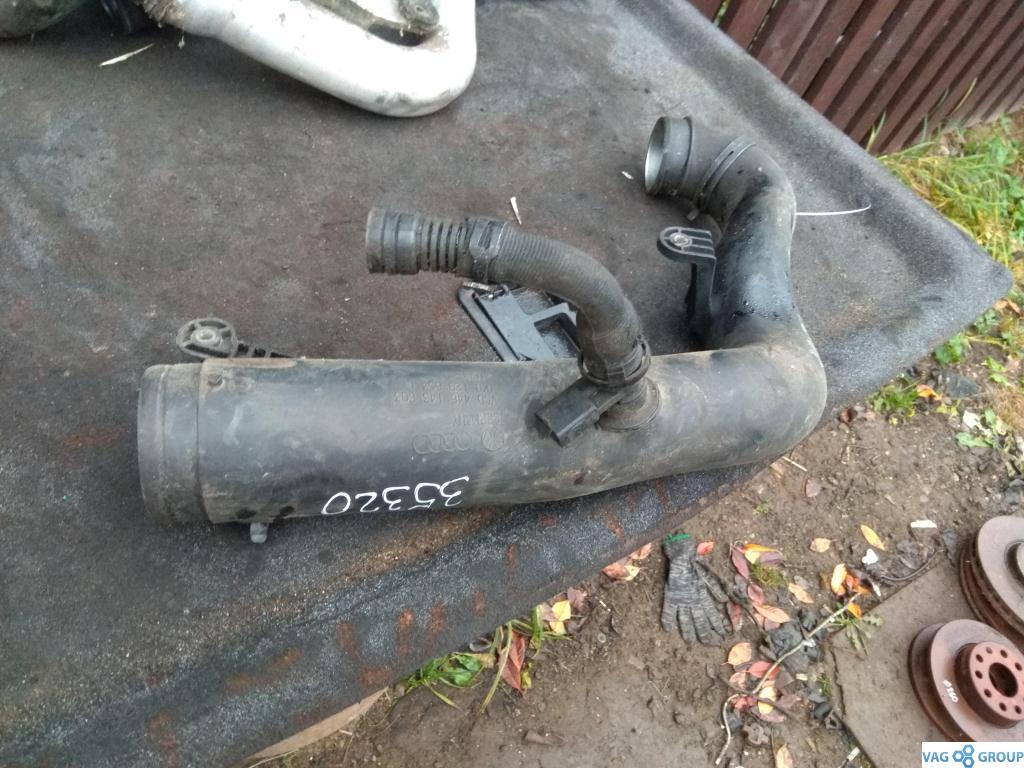 патрубок (трубопровод, шланг) Volkswagen Passat B6 2009, 2.0 л., TDi, дизель, седан, 1K0129654L, BMP, BKP, BMA, 1K0129654AK - фото №1