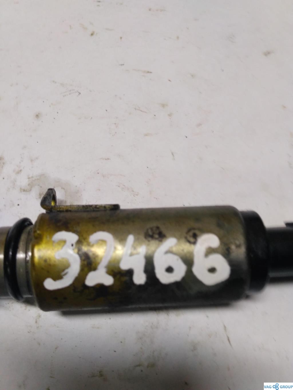 Клапан регулировки фаз газораспределения Audi A6 4F/C6 2006, 3.2 л., бензин, седан, 06E109257F, 06E109257J, 06E109257AA, . - фото №1