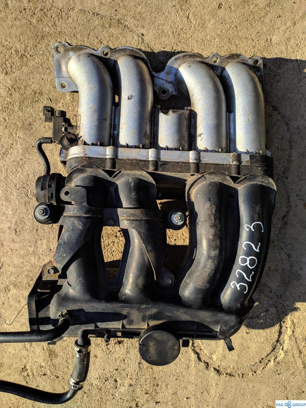 коллектор впускной Volkswagen Golf 4 поколение 1998, 1.8 л., бензин, хетчбэк 5 дв., 06A133203E, AGN, 06A133925GB, 06A133205B - фото №1