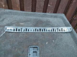 кронштейн заднего бампера Volkswagen Jetta 5 поколение 2009, 2.0 л., бензин, седан, 1K5807863A, BHY, 1K5807863B