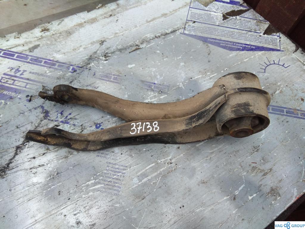 кронштейн КПП Volkswagen Transporter T4 1999, 2.5 л., бензин, микроавтобус, 701399207B, . - фото №1