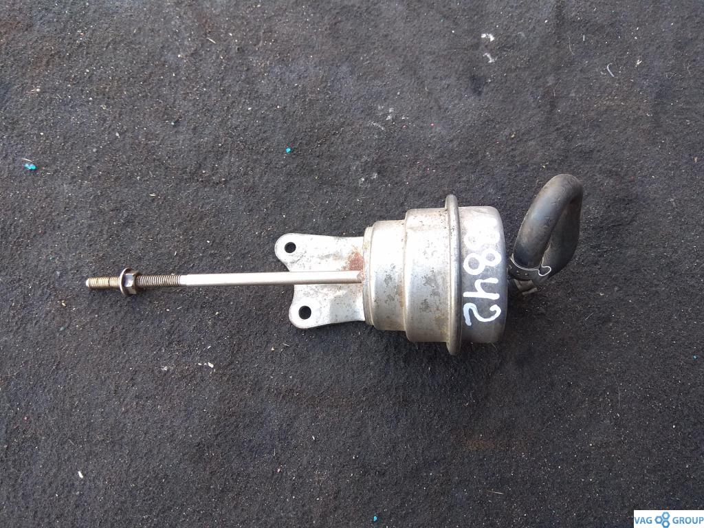 клапан управления турбиной (актуатор) Audi A6 4B/C5 2000, 1.8 л., бензин, седан, AWT, AWM, AMB, AWC, AUG, AVJ, APX, BFB, BAM, AJH, AUQ, BEX, AWP, . - фото №1