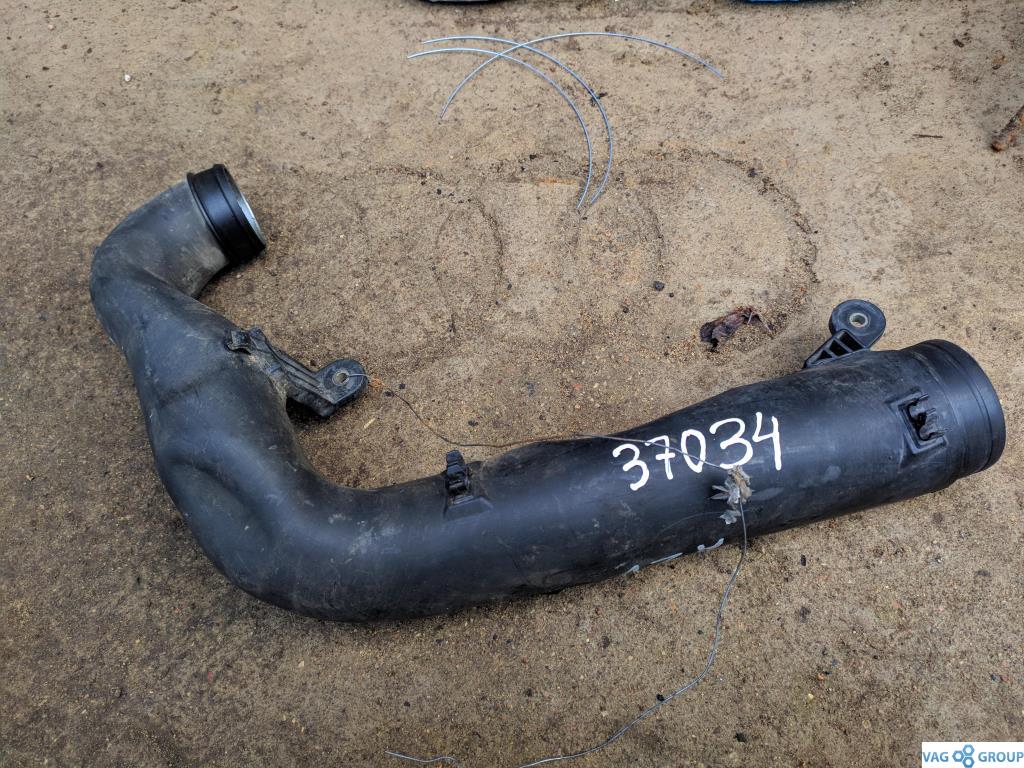 патрубок (трубопровод, шланг) Volkswagen Passat B6 2009, 2.0 л., TDi, дизель, седан, 1K0129654L, BMP, BKP, BMA, 1K0129654AK - фото №1