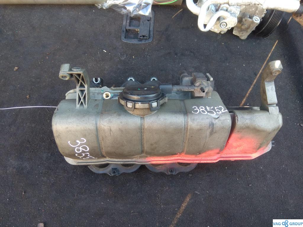 коллектор впускной Volkswagen Jetta 5 поколение 2006, 2.0 л., бензин, седан, BVZ, 06F133213H, 06F133210K, BVY, BLR, BLX, BLY, BVX - фото №1