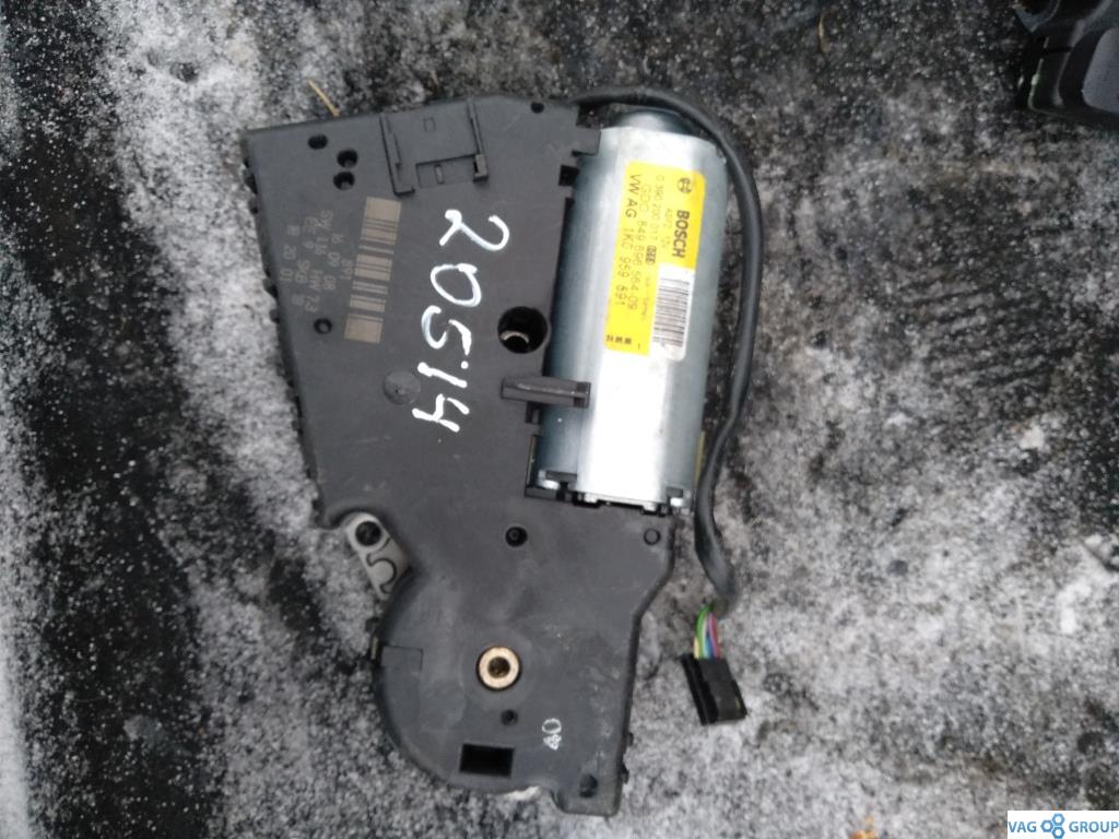 двигатель электролюка Volkswagen Golf 5 поколение 2007, 2.0 л., бензин, хетчбэк 5 дв., 1K0959591, 8D0959591C, . - фото №1