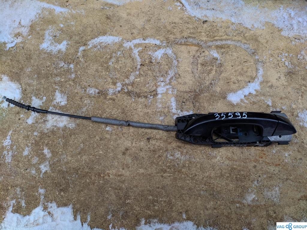 ручка наружная передняя правая Skoda Superb 2 поколение 2011, 3.6 л., бензин, хетчбэк 5 дв., 3T0837885E, 1K8837206F, 5N0837017D, . - фото №1