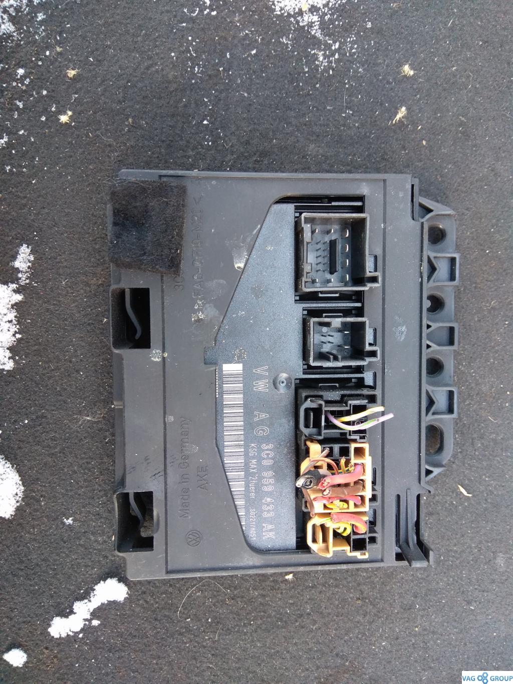 блок комфорта Volkswagen Passat B6 2006, 2.0 л., бензин, седан, 3C0959433AK, 3C0959433AP, 3C0959433AA, . - фото №1