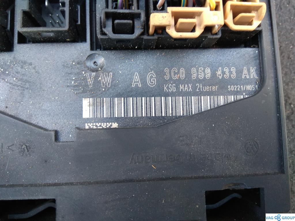 блок комфорта Volkswagen Passat B6 2006, 2.0 л., бензин, седан, 3C0959433AK, 3C0959433AP, 3C0959433AA, . - фото №1