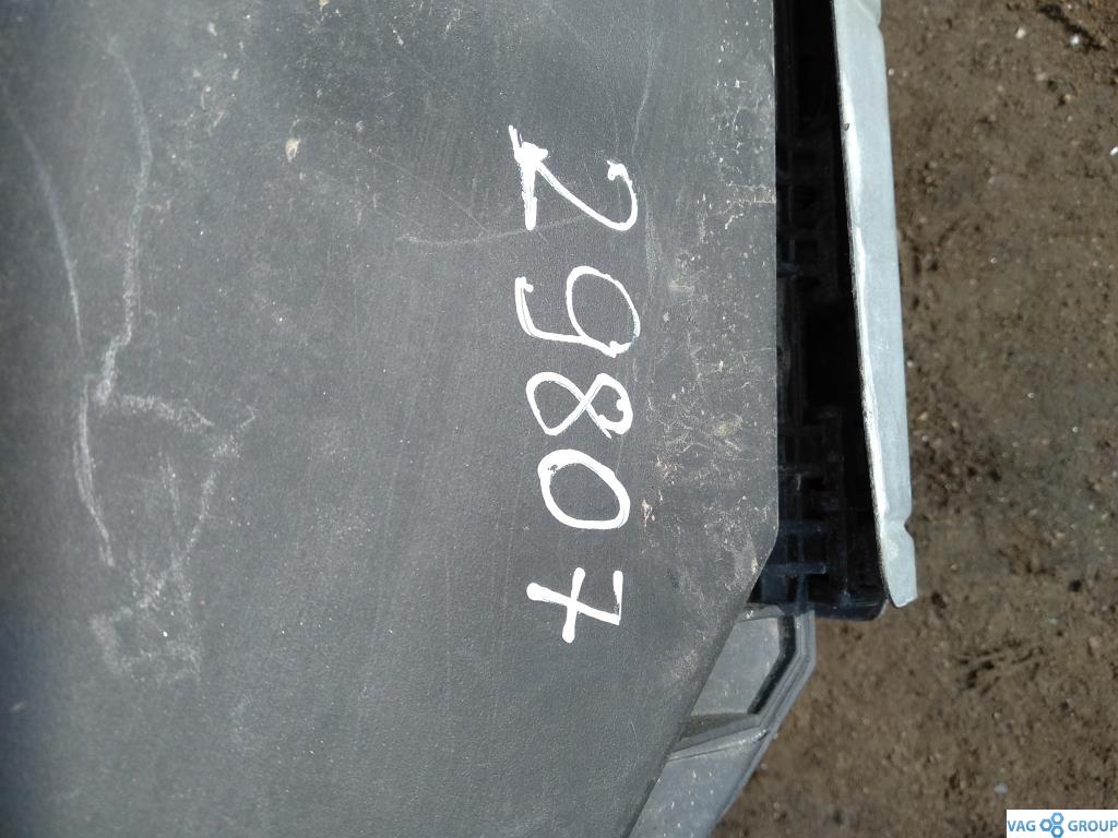 корпус воздушного фильтра Volkswagen Jetta 5 поколение 2009, 2.0 л., бензин, седан, 06F133837T, BPY, AXX, BWA, 06F133837AH, . - фото №1