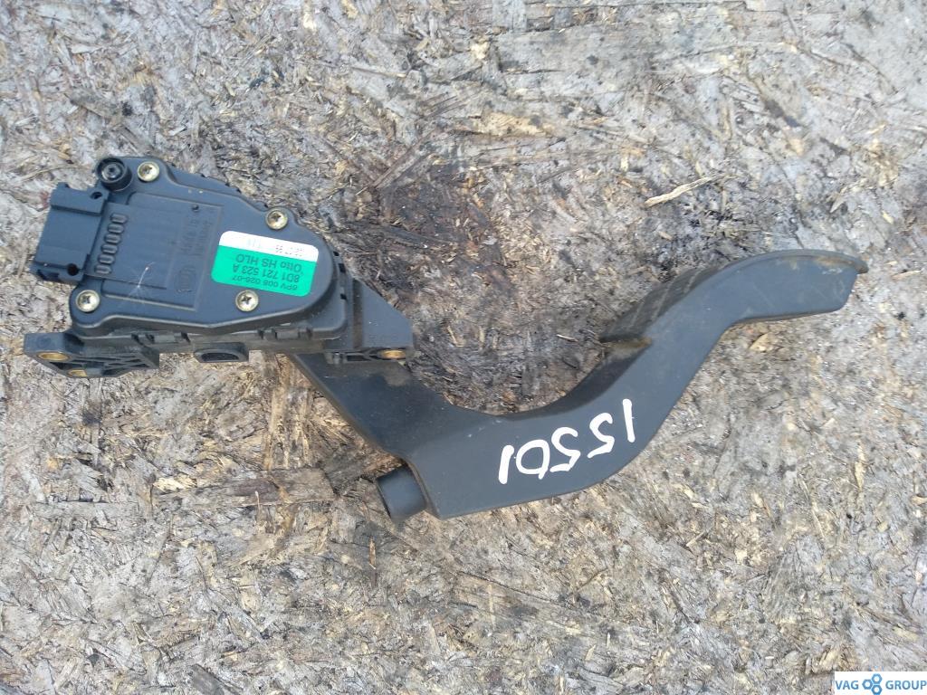 педаль Audi A4 B6 2000, дизель, 8D1721523A, AKN, AFB, AHH, AJM, ATJ, 8D1721523H, . - фото №1