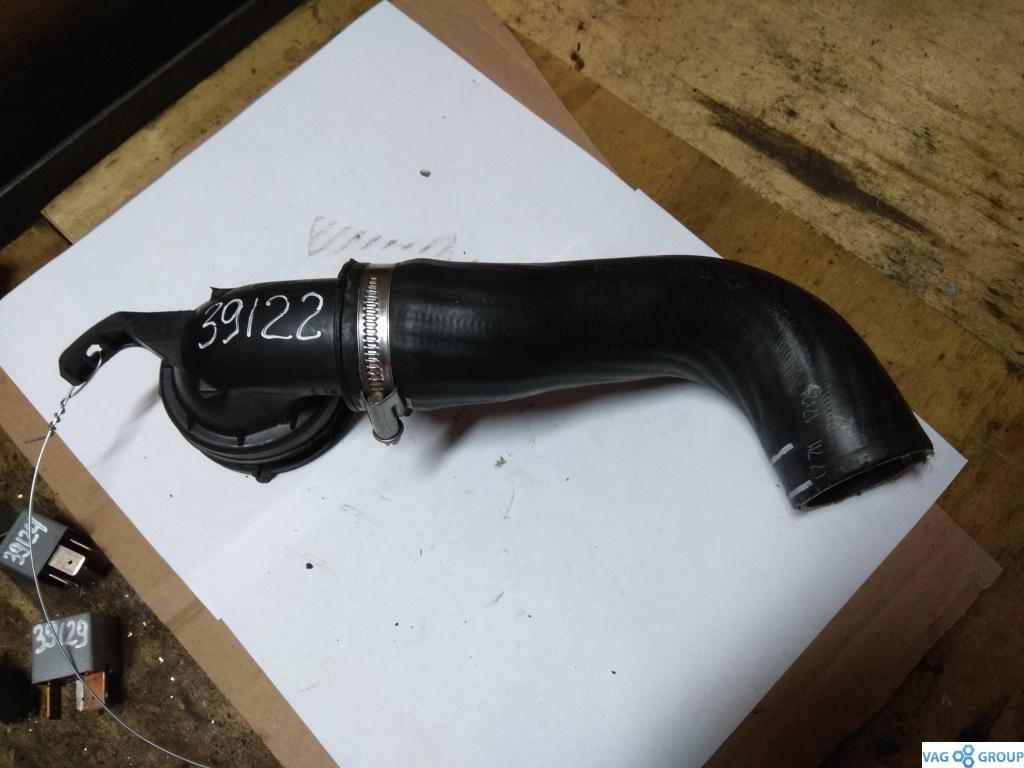 патрубок (трубопровод, шланг) Peugeot 5008 2 поколение 2017, 1.6 л., бензин, минивэн, 9801903180, EP6FDTM, 5800490020 - фото №1