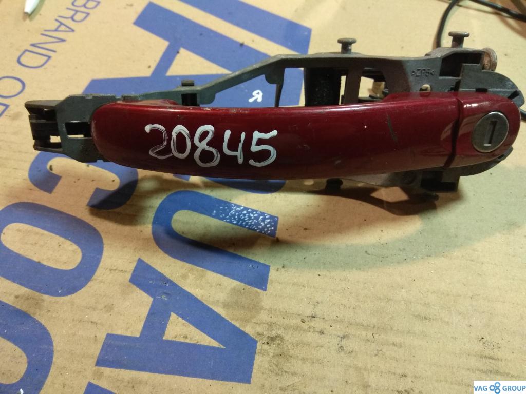 ручка наружная передняя правая Volkswagen Golf 6 поколение 2010, 2.0 л., TDi, дизель, хетчбэк 5 дв., 1K5837205, . - фото №1