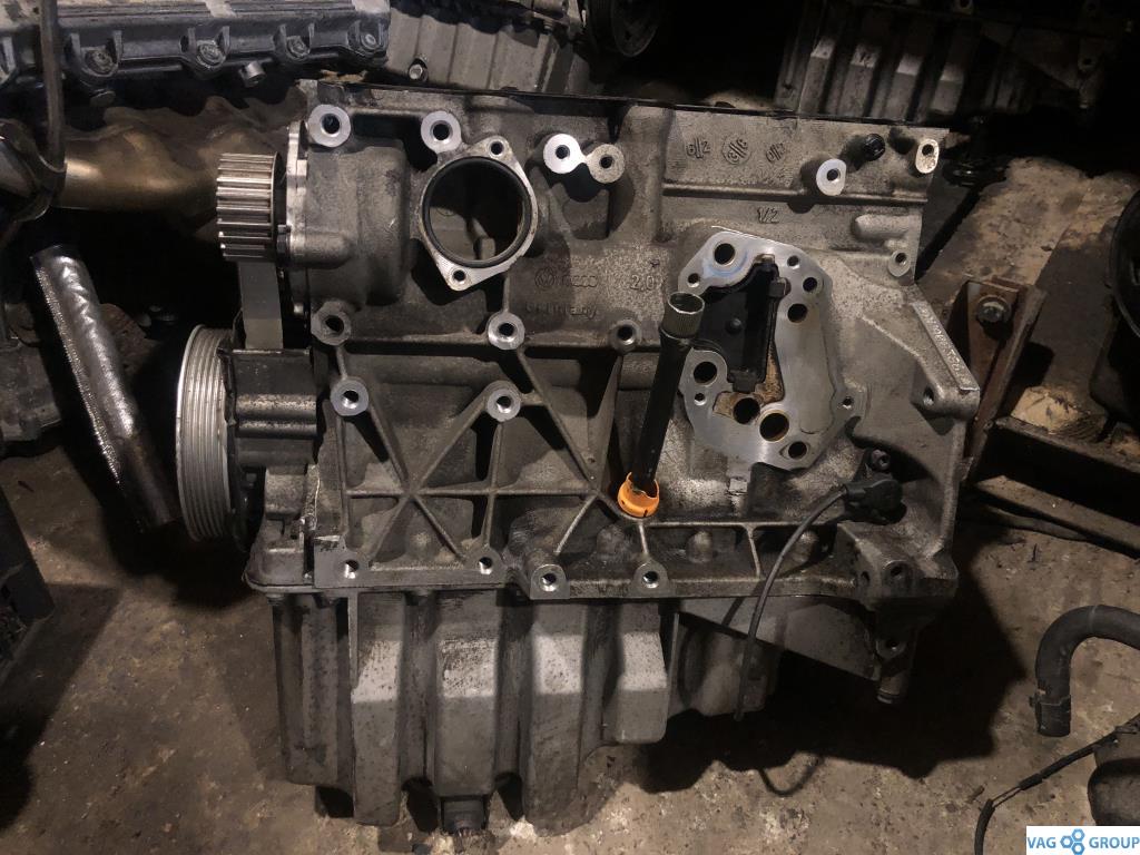 блок цилиндров Audi A4 B6 2003, 2.0 л., бензин, седан, AWA, . - фото №1