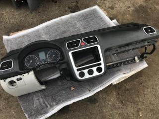 панель передняя салона (торпедо) Volkswagen Beetle 3 поколение 2013, 2.0 л., бензин, хетчбэк 5 дв., 1Q1857001AD, .