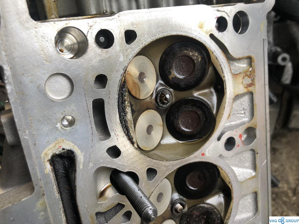 головка блока цилиндров Volkswagen Passat B7 2013, 1.8 л., бензин, седан, CPR, CPK - фото №1