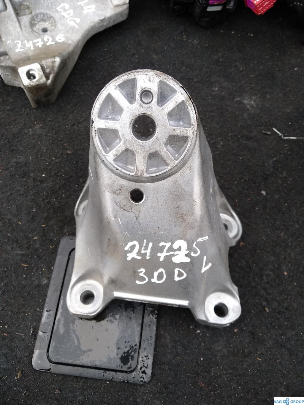 кронштейн (крепление) Volkswagen Touareg 2 поколение 2012, 3.0 л., TDi, дизель, внедорожник 5 дв., 7L8199307K, CJMA, CRCA, CKDA, CNRB, CJGA, CJM, CLZ, . - фото №1