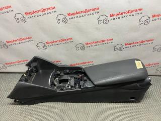 консоль салона Alfa Romeo Giulia 2 поколение 2018, 2.0 л., бензин, АКПП