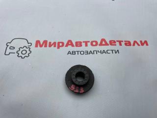 опора радиатора Opel Vectra B (1995 - 1999), 90501087