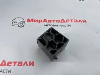 опора под домкрат (поддомкратная подушка) Alfa Romeo Giulia 2 поколение 2018, 2.0 л., бензин, АКПП, 50536529
