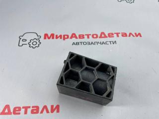 опора под домкрат (поддомкратная подушка) Alfa Romeo Stelvio 1 поколение 2018, 2.0 л., бензин, АКПП, 50536528