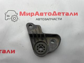 кронштейн радиатора Buick Regal 6 поколение 2018, 2.0 л., бензин, АКПП, 84012895