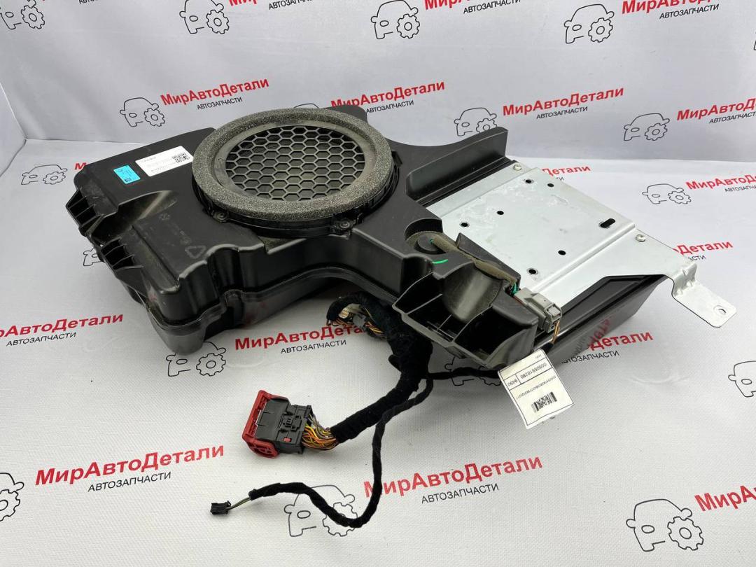 сабвуфер Alfa Romeo Stelvio 1 поколение 2018, 2.0 л., бензин, АКПП, 00505489710, 50548545 - фото №1