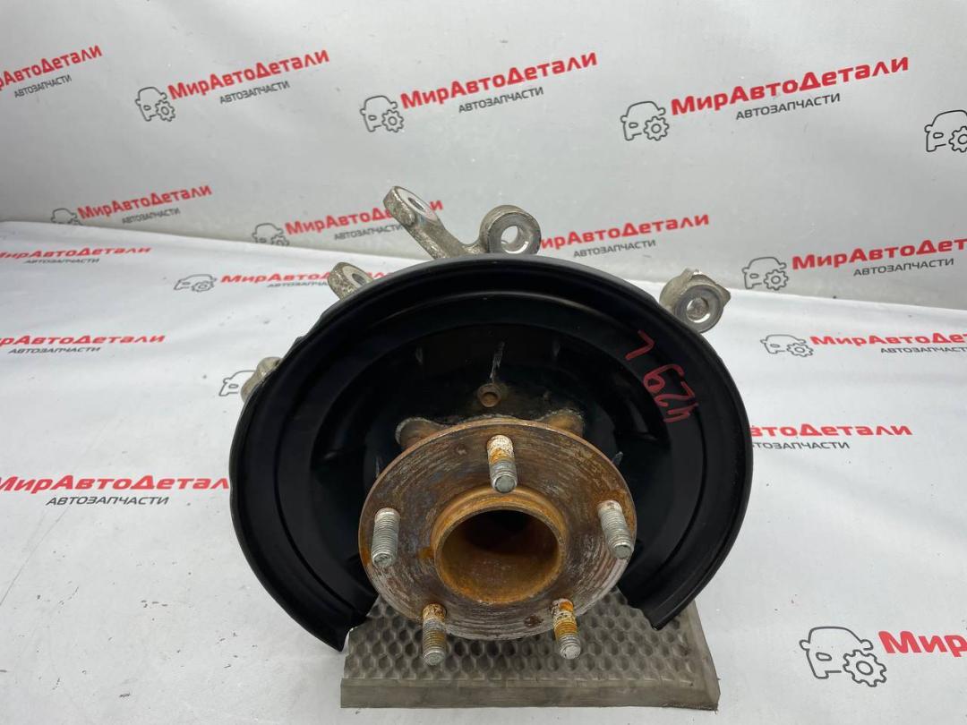 кулак задний левый Honda Civic 10 поколение 2017, 1.5 л., бензин, АКПП, купе - фото №1