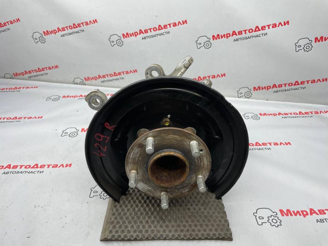 кулак задний правый Honda Civic 10 поколение 2017, 1.5 л., бензин, АКПП, купе - фото №1