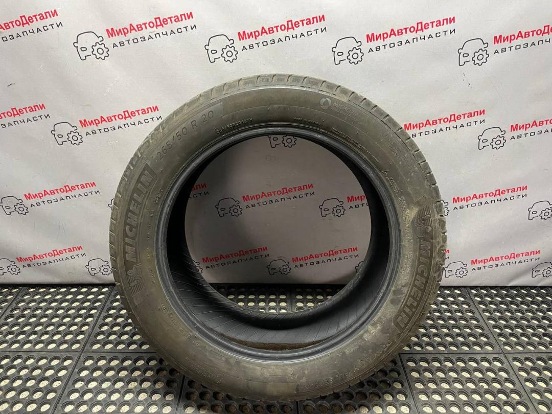 шина Cadillac Lyriq 1 поколение 2024, электро - фото №1