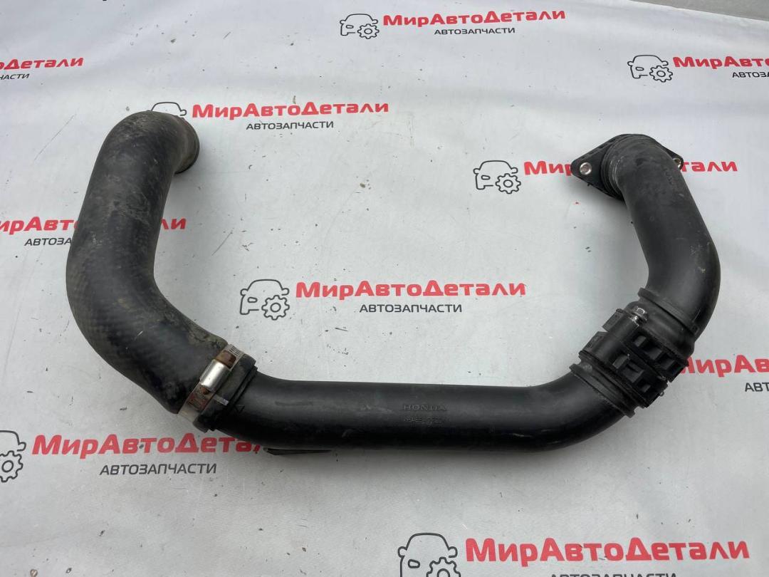 патрубок интеркулера Honda Civic 10 поколение 2017, 1.5 л., бензин, АКПП, купе, 172835AA, 172845AA - фото №1