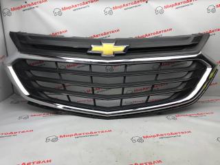 решетка радиатора Chevrolet Equinox 3 поколение 2018, 1.5 л., бензин, АКПП, 84150748