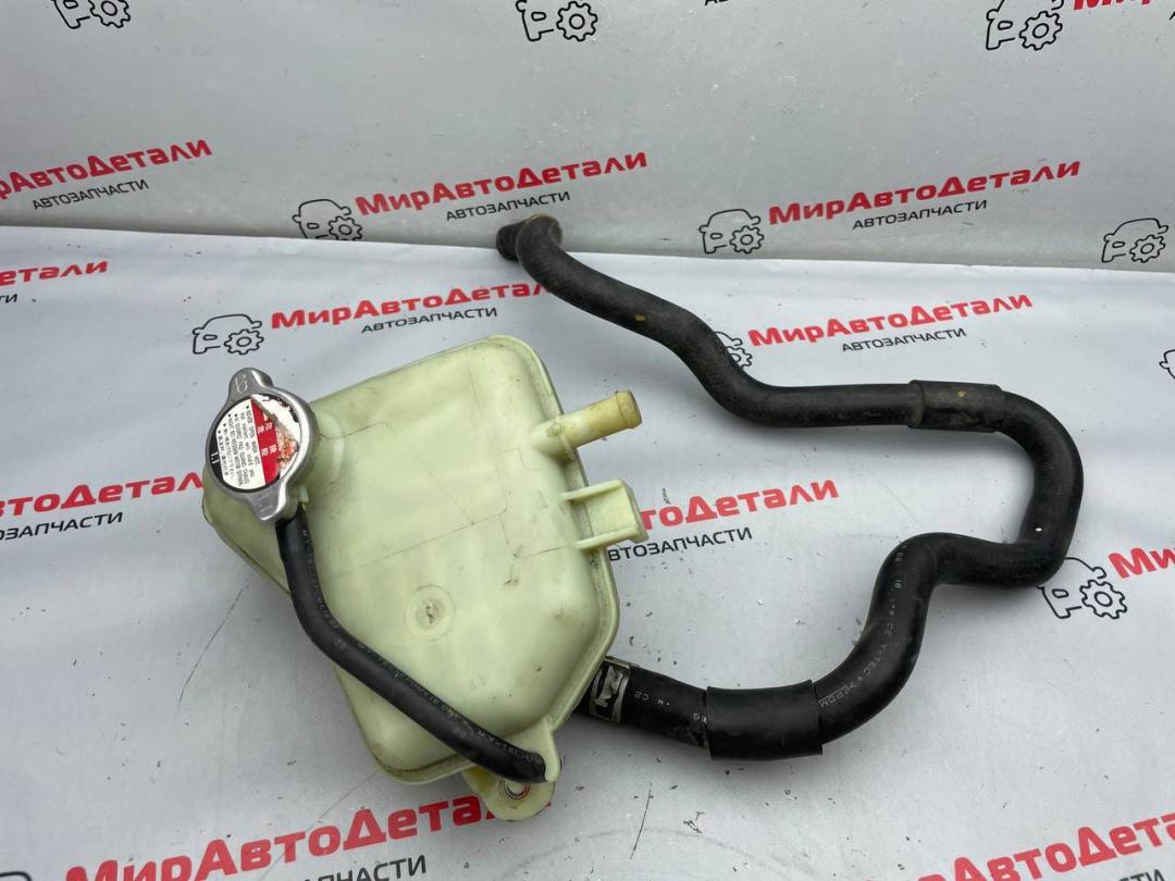 бачок расширительный Honda Civic 10 поколение 2017, 1.5 л., бензин, АКПП, купе - фото №1