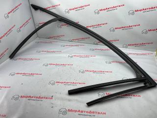 молдинг двери передней левой Ford Escape 4 поколение CX482 2020, 1.5 л., бензин, АКПП