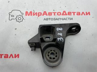 кронштейн радиатора Chevrolet TrailBlazer 3 поколение (2019 - 2025), 42562828