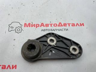 кронштейн глушителя GMC Terrain 2 поколение 2020, 1.5 л., бензин, АКПП, 84205378
