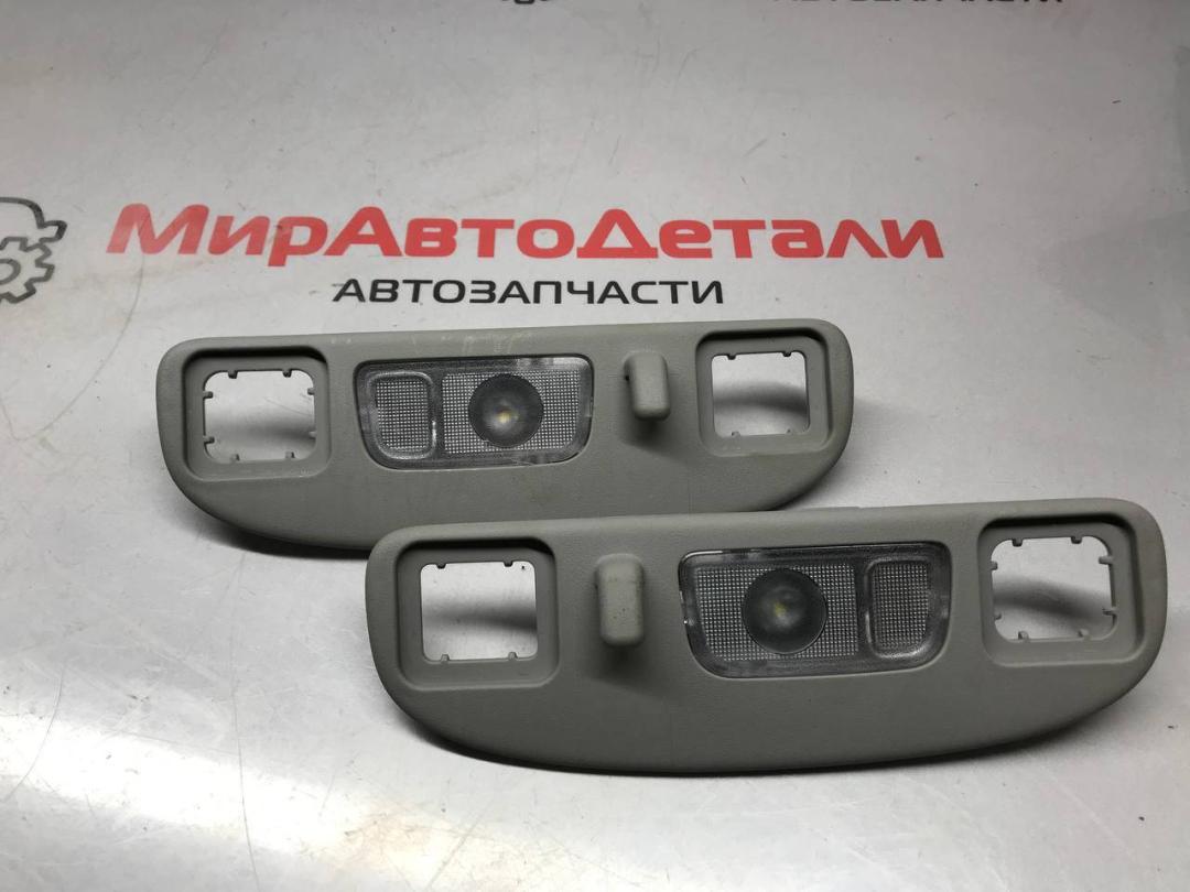 фонарь салона (плафон) GMC Terrain 2 поколение 2018, 1.5 л., бензин, АКПП, 84260152, 84260151 - фото №1