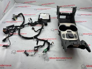 консоль салона GMC Terrain 2 поколение 2018, 2.0 л., бензин, АКПП, 13521065
